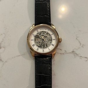 Invicta Specialty #23537 42mm stainless steel and leather watch